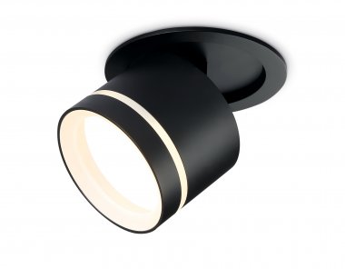 Фотография товара 'Ambrella TA1432 Встраиваемый поворотный точечный светильник GX53 D85*95'