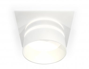 Фотография товара 'Ambrella XC6520062 Комплект встраиваемого светильника с акрилом SWH/FR'