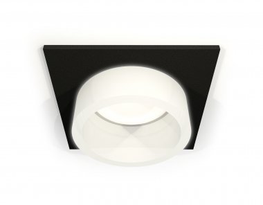 Фотография товара 'Ambrella XC6521065 Комплект встраиваемого светильника с акрилом SBK/FR'