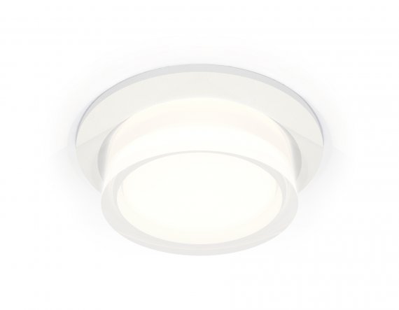 Фотография товара 'Ambrella XC6512063 Комплект встраиваемого светильника с акрилом SWH/FR/CL'