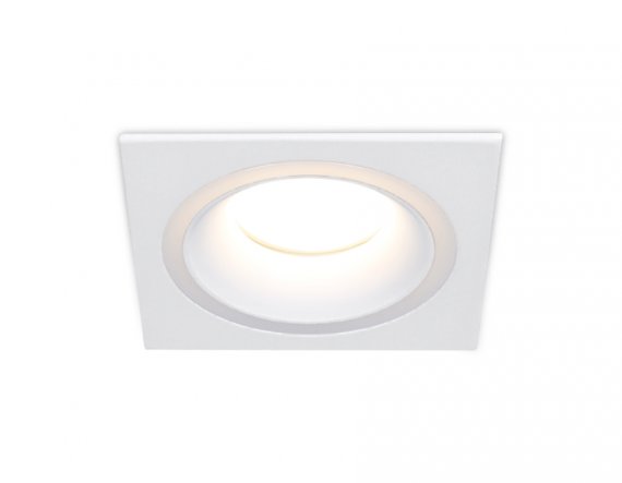 Фотография товара 'Ambrella TN130 Встраиваемый точечный светильник GU5.3 92*92*37'