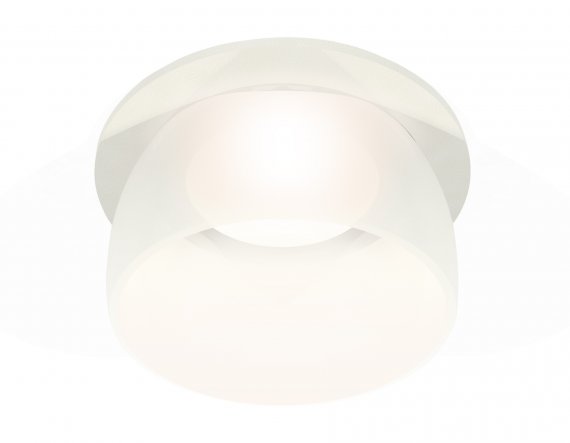 Фотография товара 'Ambrella XC7621047 Комплект встраиваемого светильника с акрилом SWH/FR'