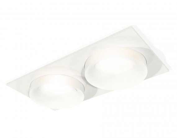 Фотография товара 'Ambrella XC7635044 Комплект встраиваемого светильника SWH/FR'