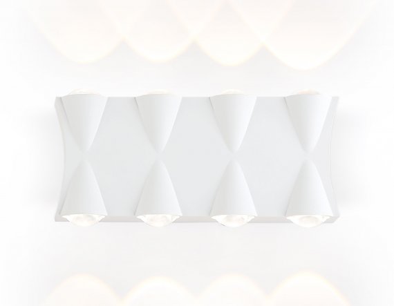 Фотография товара 'Ambrella ST4490 Светильник уличный светодиодный настенный WH'