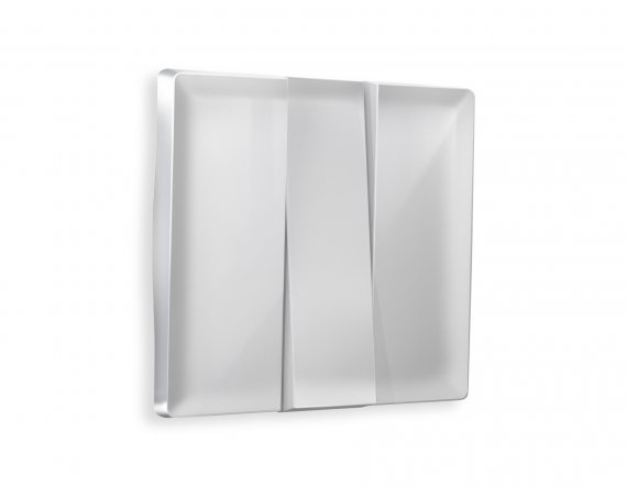 Фотография товара 'Ambrella AP4050 Лицевая панель ALFA (Серебро глянец) для 3-клавишных выключателей'