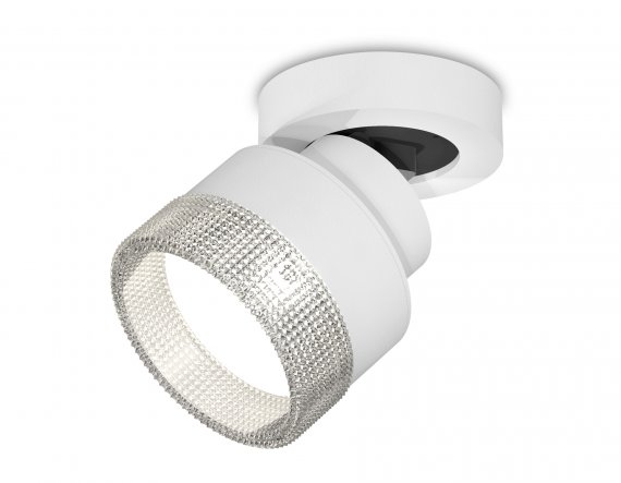 Фотография товара 'Ambrella XM8101040 Комплект накладного поворотного светильника с композитным хрусталем SWH/CL'