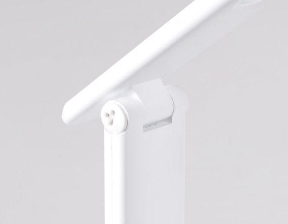 Фотография товара 'Ambrella DE530 Светодиодная настольная лампа с RGB подсветкой 3000-6400K+RGB 8W'